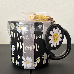 Eccolo Black Floral 'I Love You Mom' Mug with a key chain